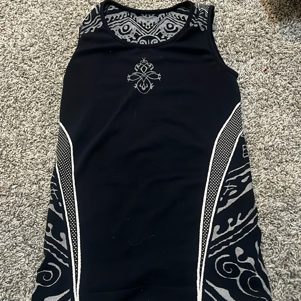 Athleta Seamless Tank Size Small in Black, Grey, and White